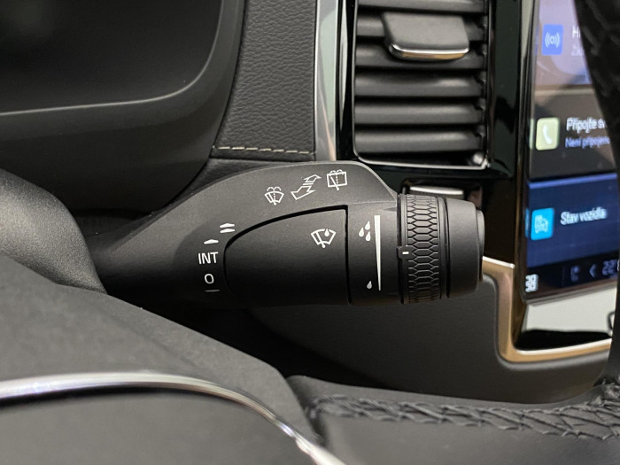 Volvo XC90 T8 AWD ULTIMATE DARK RECHARGE