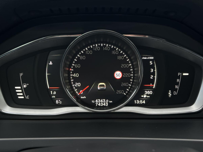 Volvo V60 D2 SUMMUM Aut 1.maj. 2.0 d Summum
