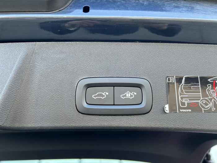 Volvo XC40 B4 MOMENTUM AUT 1.maj. 2.0 Momentum