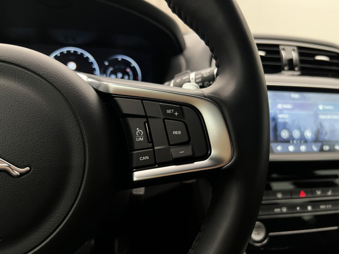 Jaguar F-Pace 30D S AWD AUT 3.0 d