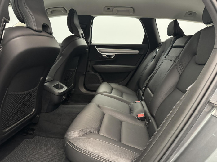 Volvo V90 CC T6 AWD MOMENTUM 2.0 CC CC Momentum