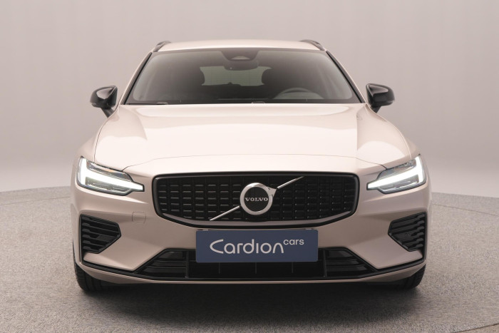 Volvo V60 T6 AWD Plug-in DARK PLUS