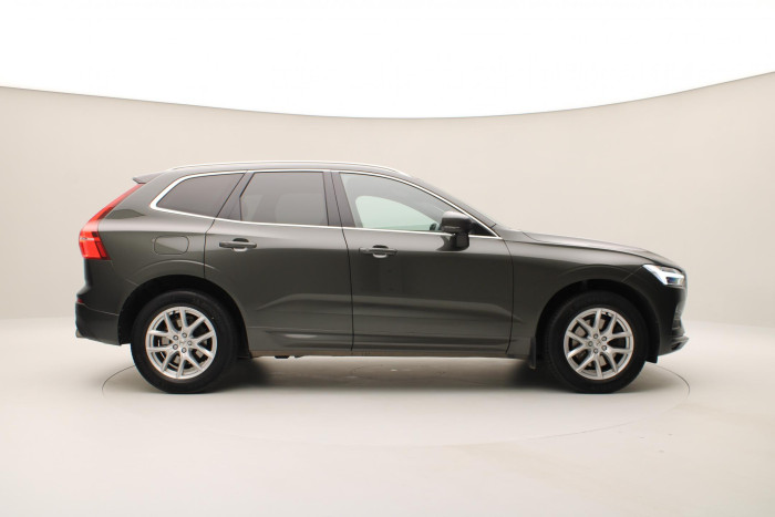 Volvo XC60 T5 AWD MOMENTUM AUT 2.0 Momentum