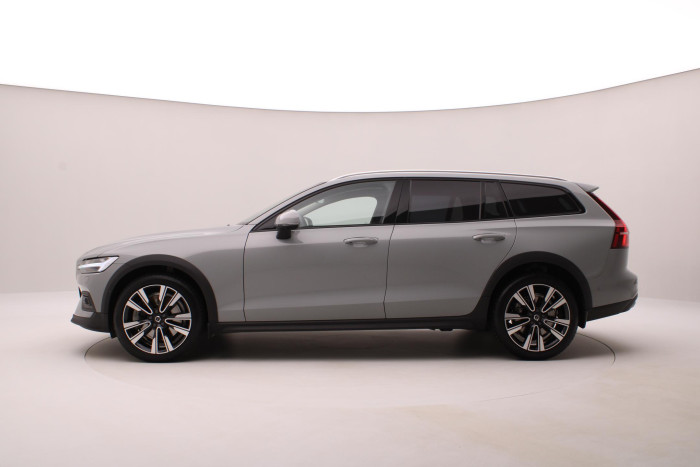 Volvo V60 CC B5 AWD BRIGHT PLUS AUT