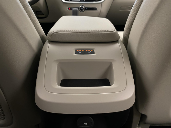 Volvo S60 B5 AWD DARK PLUS AUT CZ