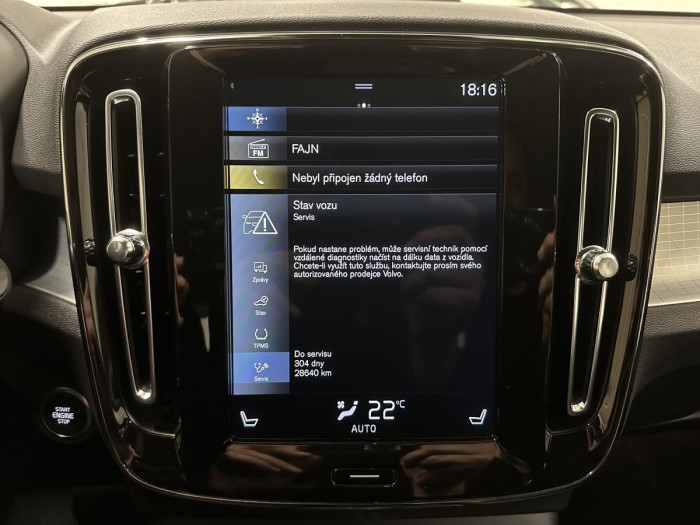Volvo XC40 T3 MOMENTUM AUT REZERVACE 1.5 Momentum