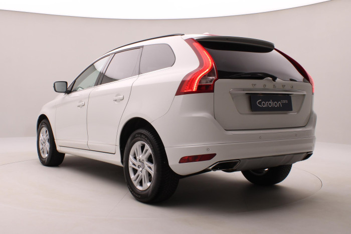 Volvo XC60 D5 AWD MOMENTUM CZ 2.4 d Momentum