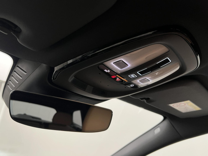 Volvo V60 CC B4 AWD ULTIMATE AUT 1.maj. 2.0 CC CC