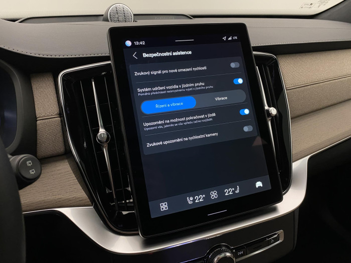 Volvo XC90 T8 AWD RECHARGE BRIGHT ULTRA 7