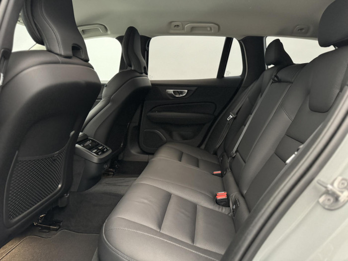 Volvo V60 CC B5 AWD BRIGHT AUT 1.maj 2.0 CC CC