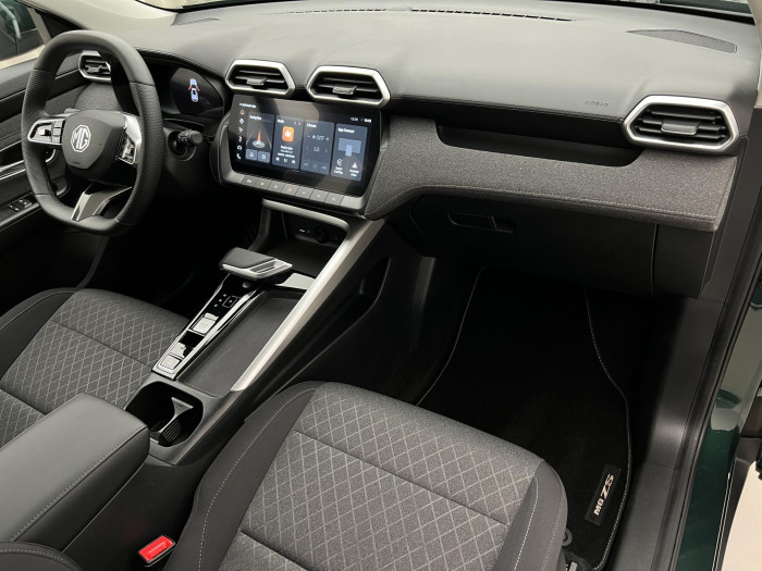 MG ZS 1.5 EMOTION HYBRID+ AUT CZ