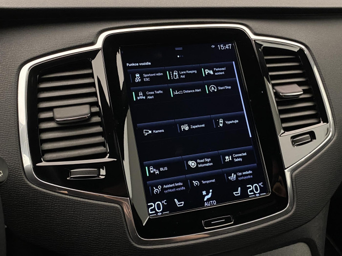 Volvo XC90 T6 AWD R-DESIGN AUT REZERVACE