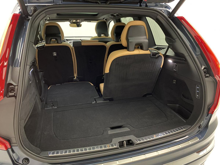 Volvo XC90 B5 AWD PLUS AUT REZERVACE 2.0 Plus