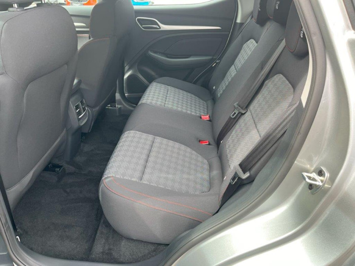 MG ZS EV EXCITE 70kWh REZERVACE!