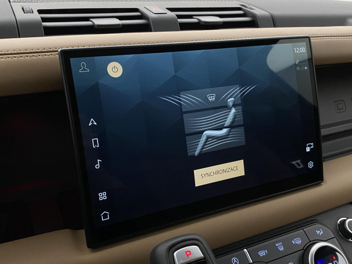 Land Rover Defender 110 D300 X-D HSE REZERVACE 3.0 d d