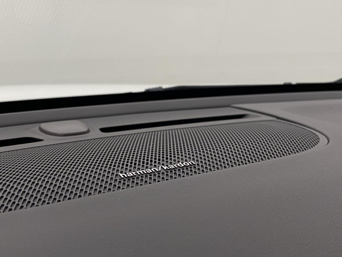 Volvo XC40 D4 AWD R-DESIGN AUT 2.0 d