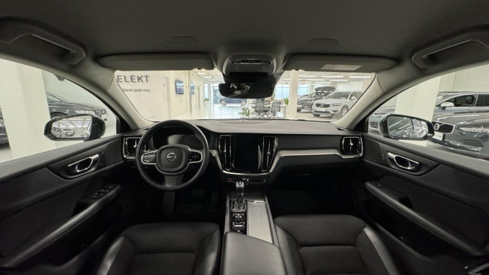 Volvo V60 CROSS COUNTRY D4 AWD REZERVACE 2.0 d