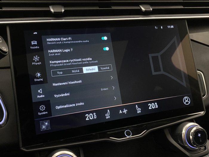 Lynk & Co 01 PHEV DCT AUT 1.maj.