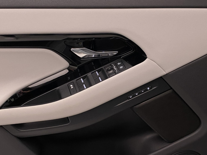 Land Rover Range Rover Evoque D200 AWD DYNAMIC SE CZ 1.maj 2.0 d Dynamic SE