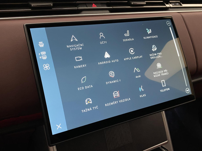 Land Rover Range Rover P550e AUTOBIOGRAPHY