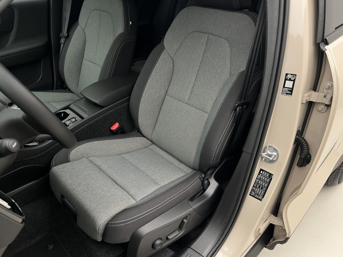 Volvo XC40 B3 DARK PLUS AUT