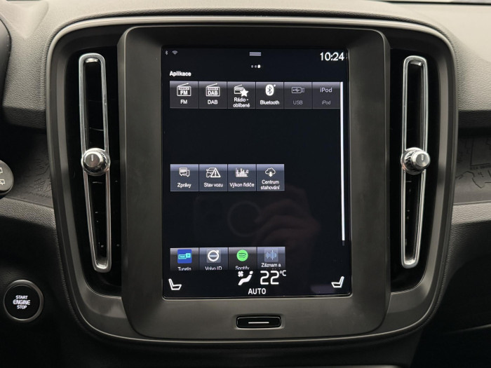 Volvo XC40 T2 MOMENTUM CORE CZ 1.5 Momentum