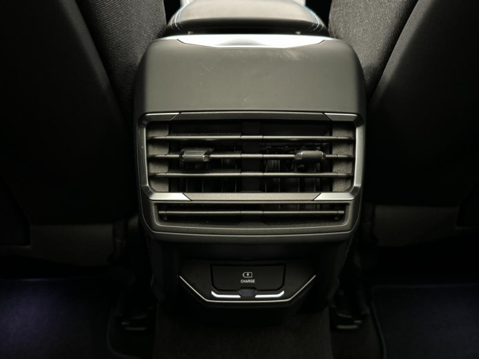 Lynk & Co 01 PHEV DCT AUT 1.maj. REZERVACE