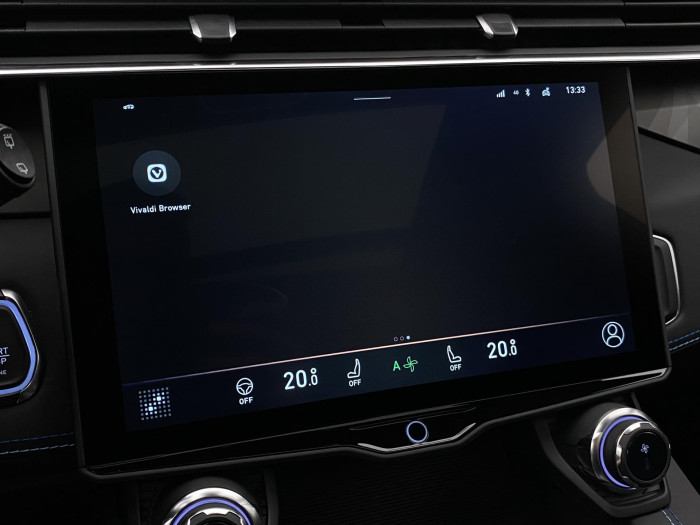 Lynk & Co 01 PHEV DCT AUT 1.maj REZERVACE