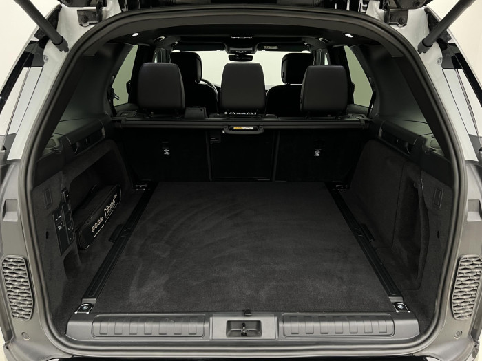 Land Rover Discovery D250 DYNAMIC SE AWD AUT CZ 3.0 d Dynamic SE