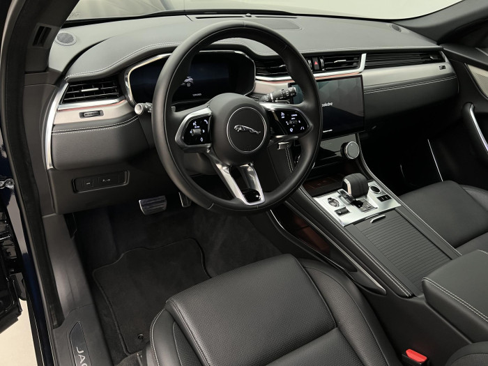 Jaguar F-Pace D300 AWD R-DYNAMIC SE AUT 3.0 d Dynamic SE