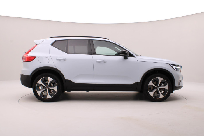 Volvo XC40 B3 AUT DARK PLUS