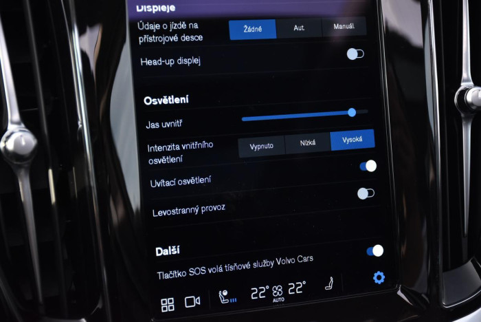 Volvo V60 CC B4 AWD ULTIMATE REZERVACE 2.0 CC CC