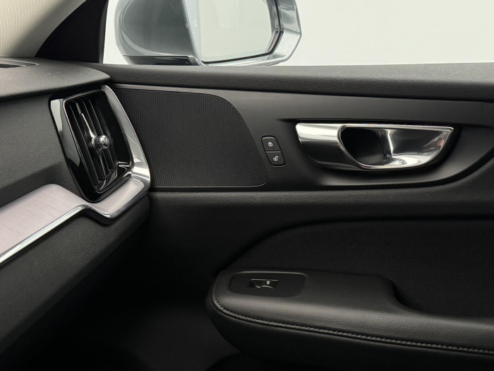 Volvo V60 B4 MOMENTUM AUT 2.0 Momentum