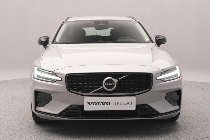 Volvo V60 B4 DARK PLUS AUT CZ 1.maj