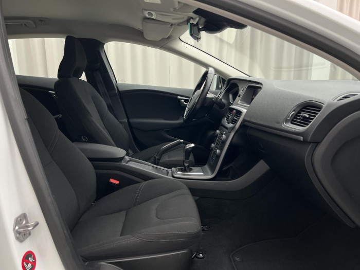 Volvo V40 D2 NAVIGACE 2.0 d