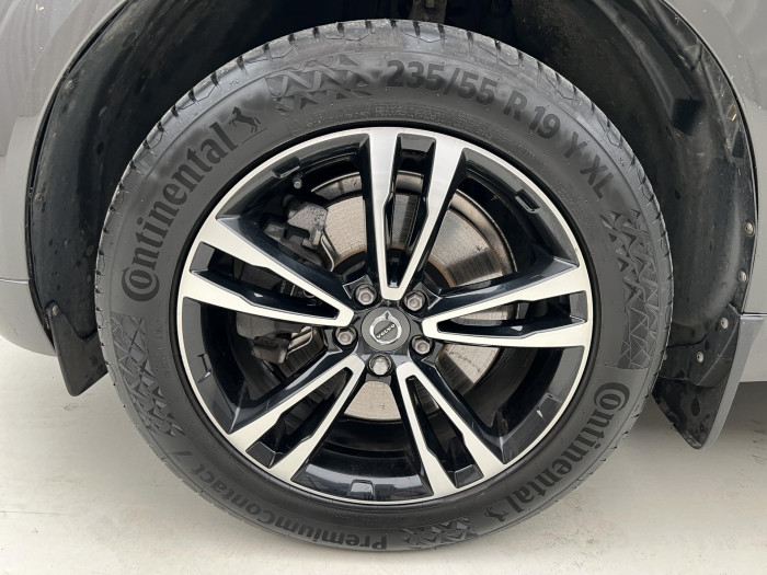 Volvo XC60 B5 AWD INSCRIPTION AUT