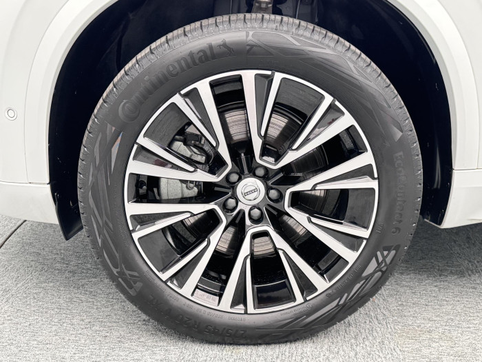 Volvo XC90 T8 AWD RECHARGE DARK PLUS