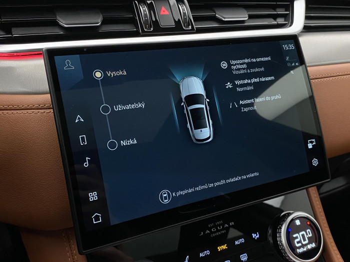 Jaguar F-Pace REZERVACE