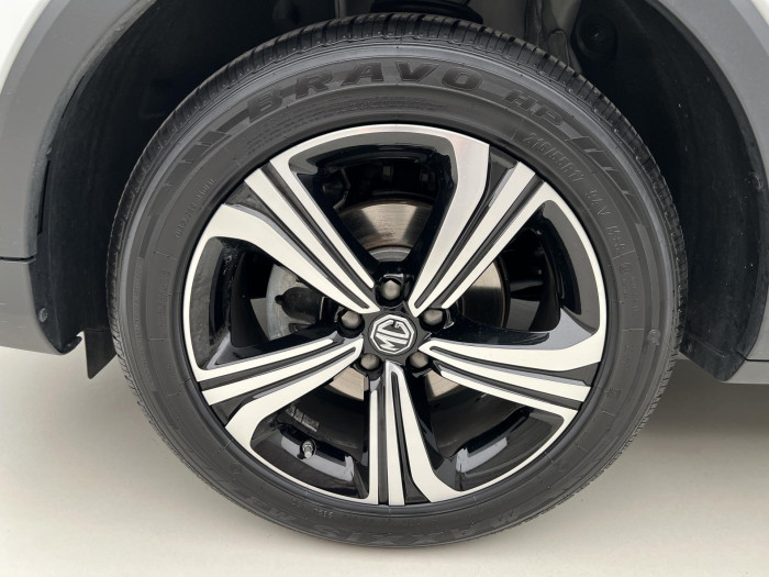 MG ZS 1.5 ESSENTIAL PLUS CZ 1.maj.