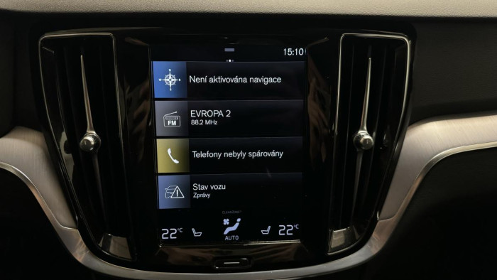 Volvo V60 B4 MOMENTUM AUT REZERVACE 2.0 Momentum