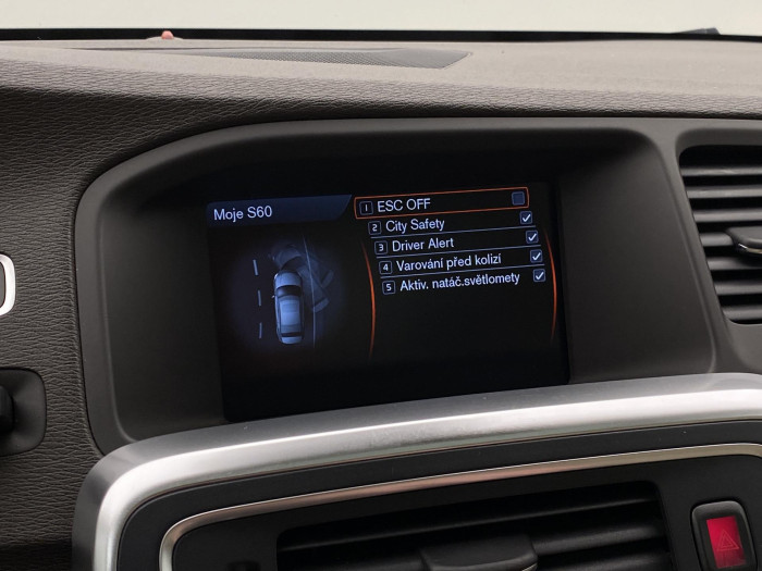 Volvo S60 D5 SUMMUM AUT CZ 2.4 d Summum