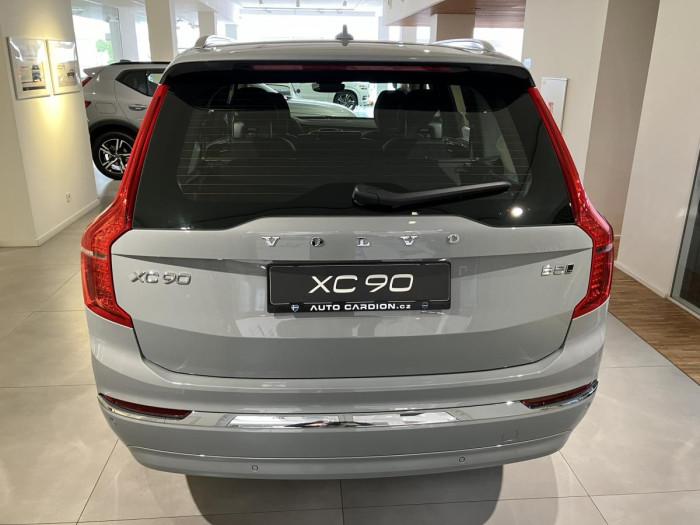 Volvo XC90 B5 AWD AUT BRIGHT PLUS 7-míst 2.0 Plus