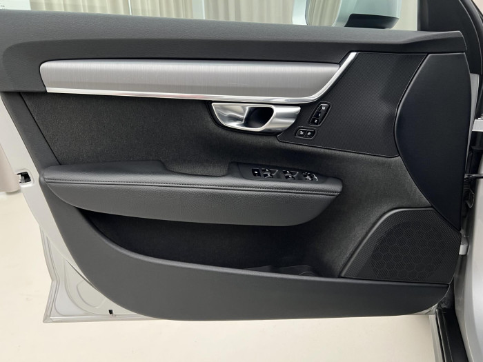 Volvo V90 CC T5 AWD MOMENTUM AUT 2.0 CC CC Momentum