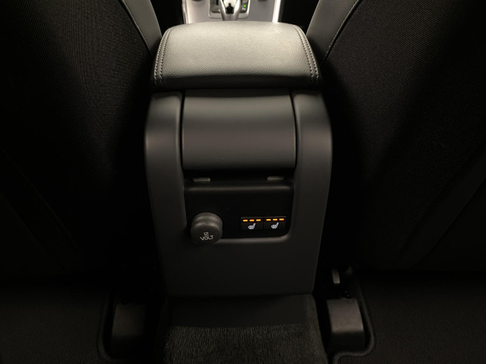 Volvo XC60 D4 AWD MOMENTUM REZERVACE 2.4 d Momentum