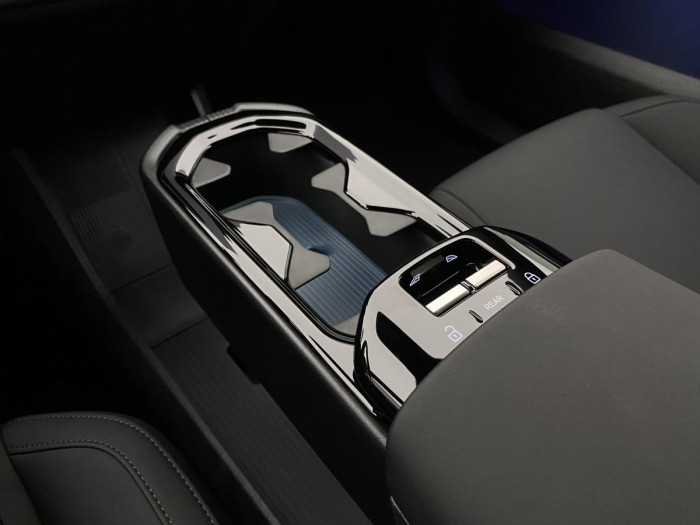 Volvo EX30 PURE ELECTRIC AWD TWIN PLUS