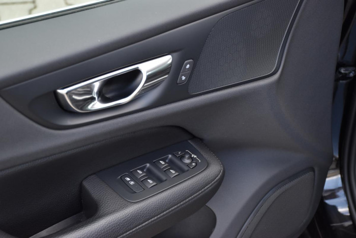 Volvo V60 D3 INSRCIPTION REZERVACE 2.0 d