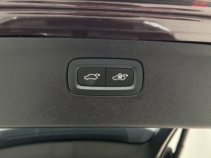 Volvo XC90 T8 AWD RECHARGE ULTRA BRIGHT