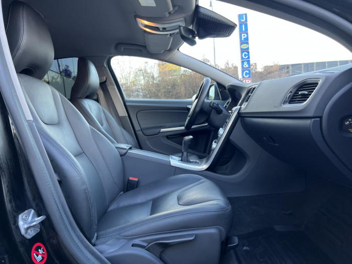 Volvo S60 D3 SUMMUM NAVIGACE 2.0 d Summum