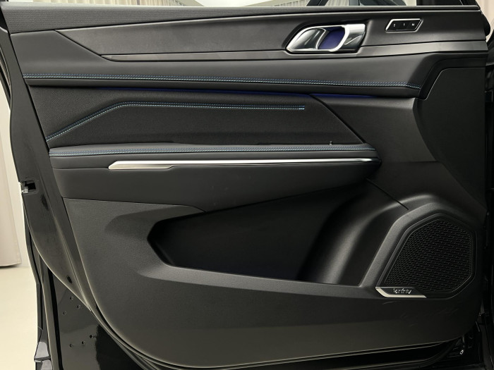 Lynk & Co 01 PHEV DCT AUT