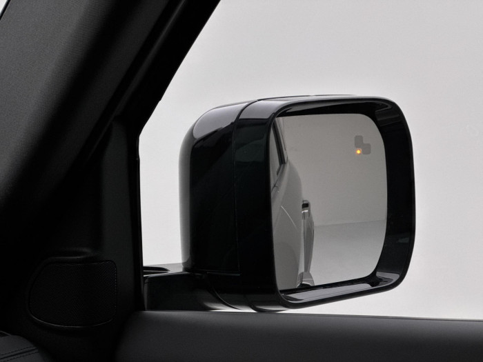 Land Rover Defender 110 P425 X-DYNAMIC HSE AWD CZ 5.0 Dynamic